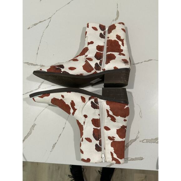 Buckle Cow Print Ankle Western Boots – Size 9 - Picture 3 of 6